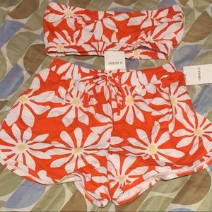 Forever 21, woman size small, red 2 pcs/set with white flowers